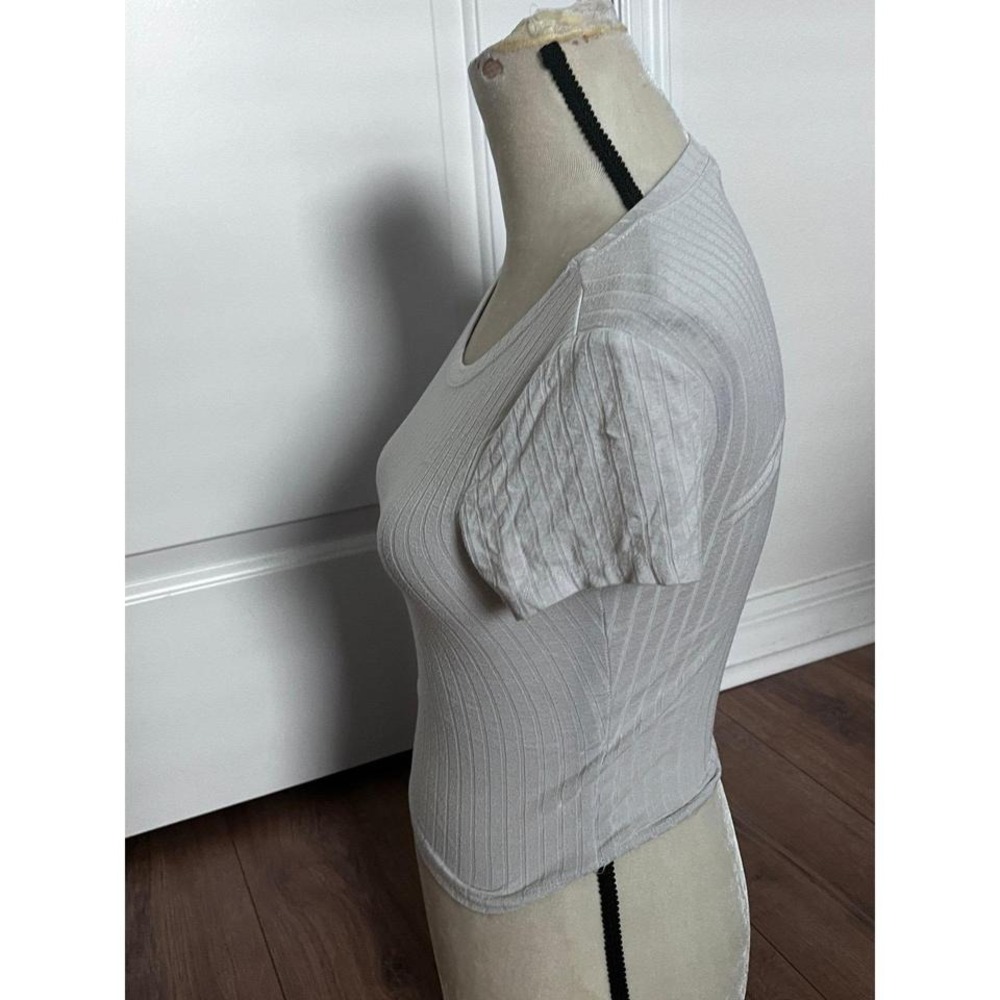 Top Size Small‎ - Picture 4 of 6